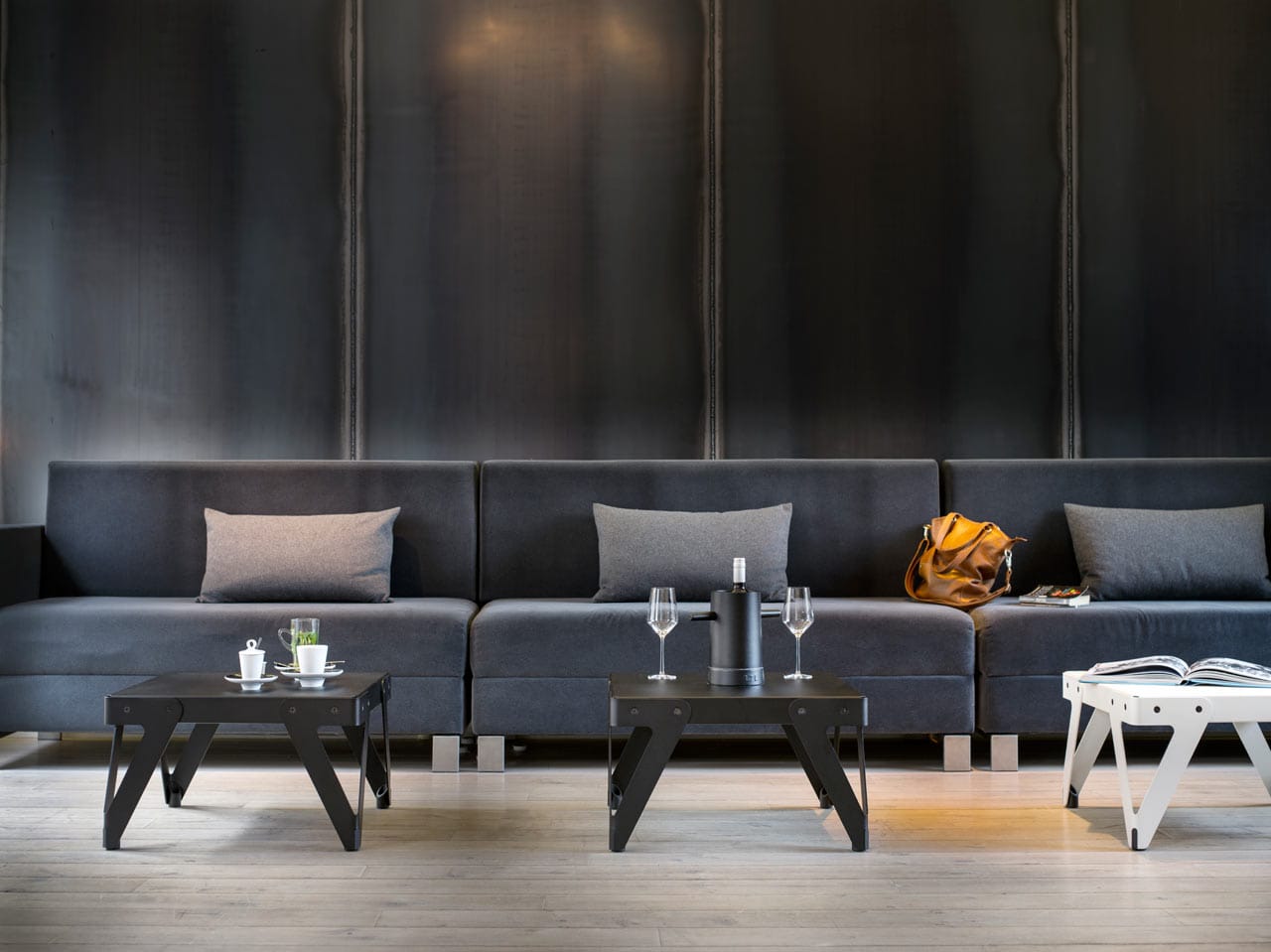 Modern Minimalist Metal Table – Powder Coated